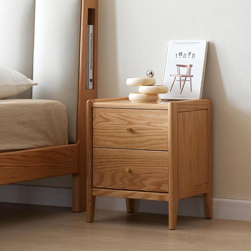 Mobili per camera da letto in  - Solid Wood Nightstand 2 Drawers recensione e prezzo