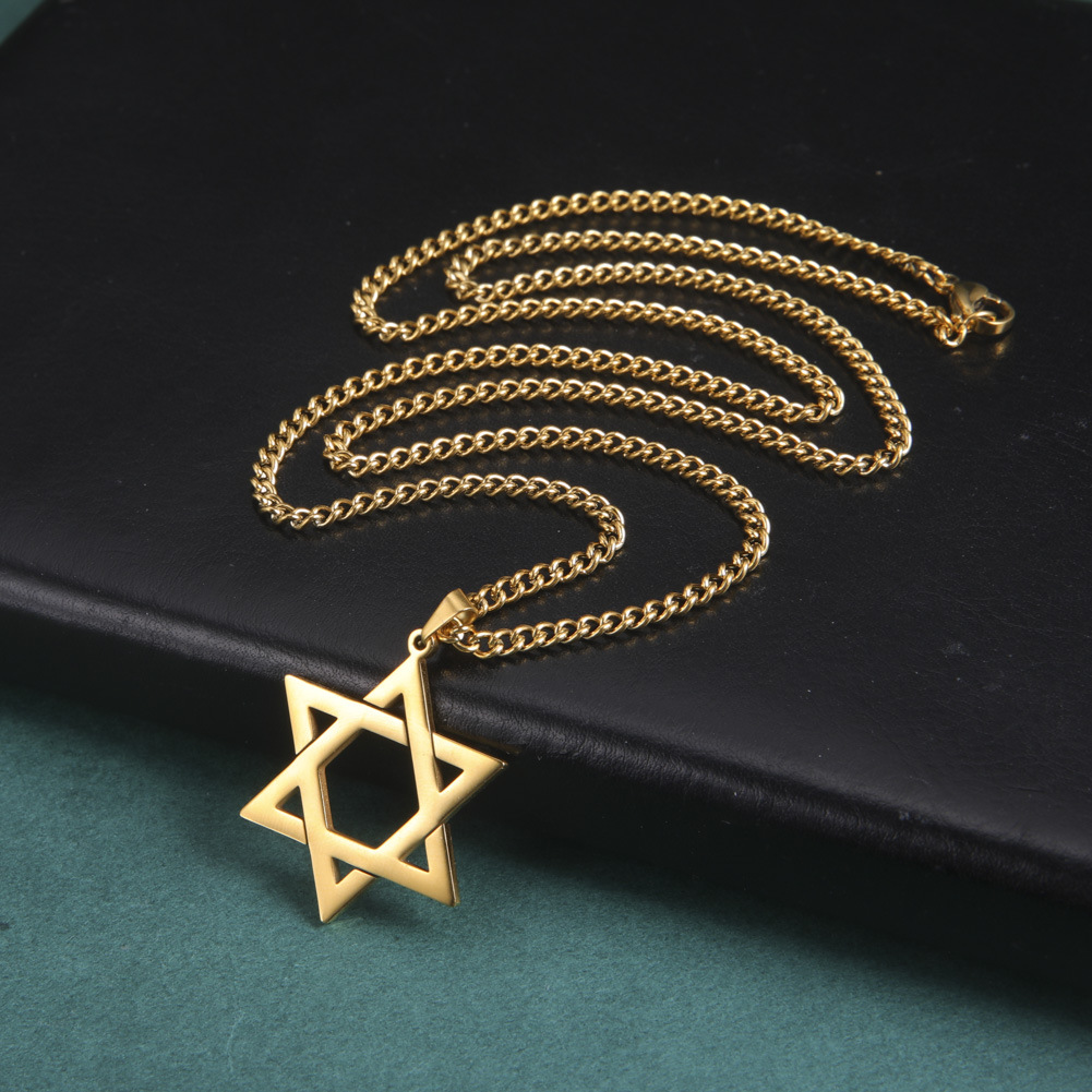 Collana con Pendente Stella di - Storage recensione e prezzo